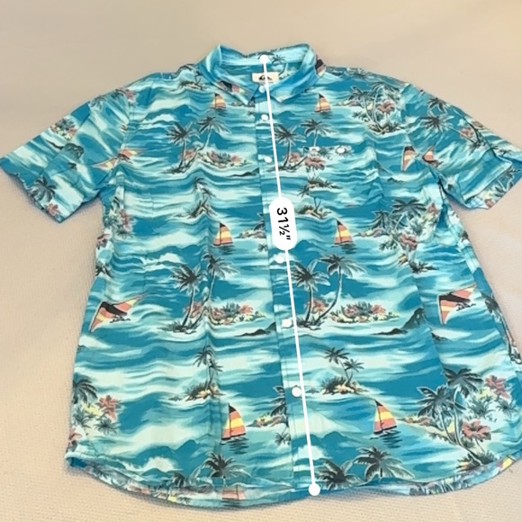 Quicksilver Hawaiian style button-down, short sleeve - Picture 5 of 9